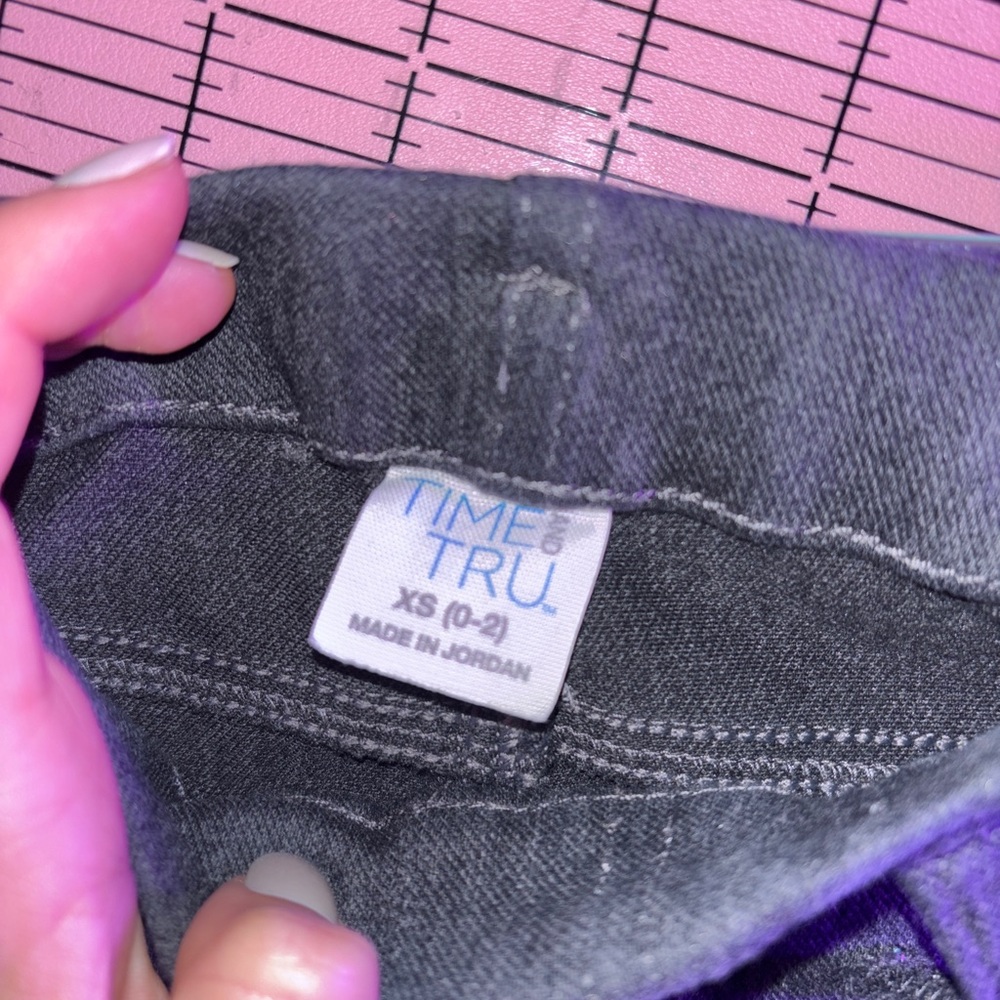 Time and Tru Dark Gray Leggings - Picture 3 of 5